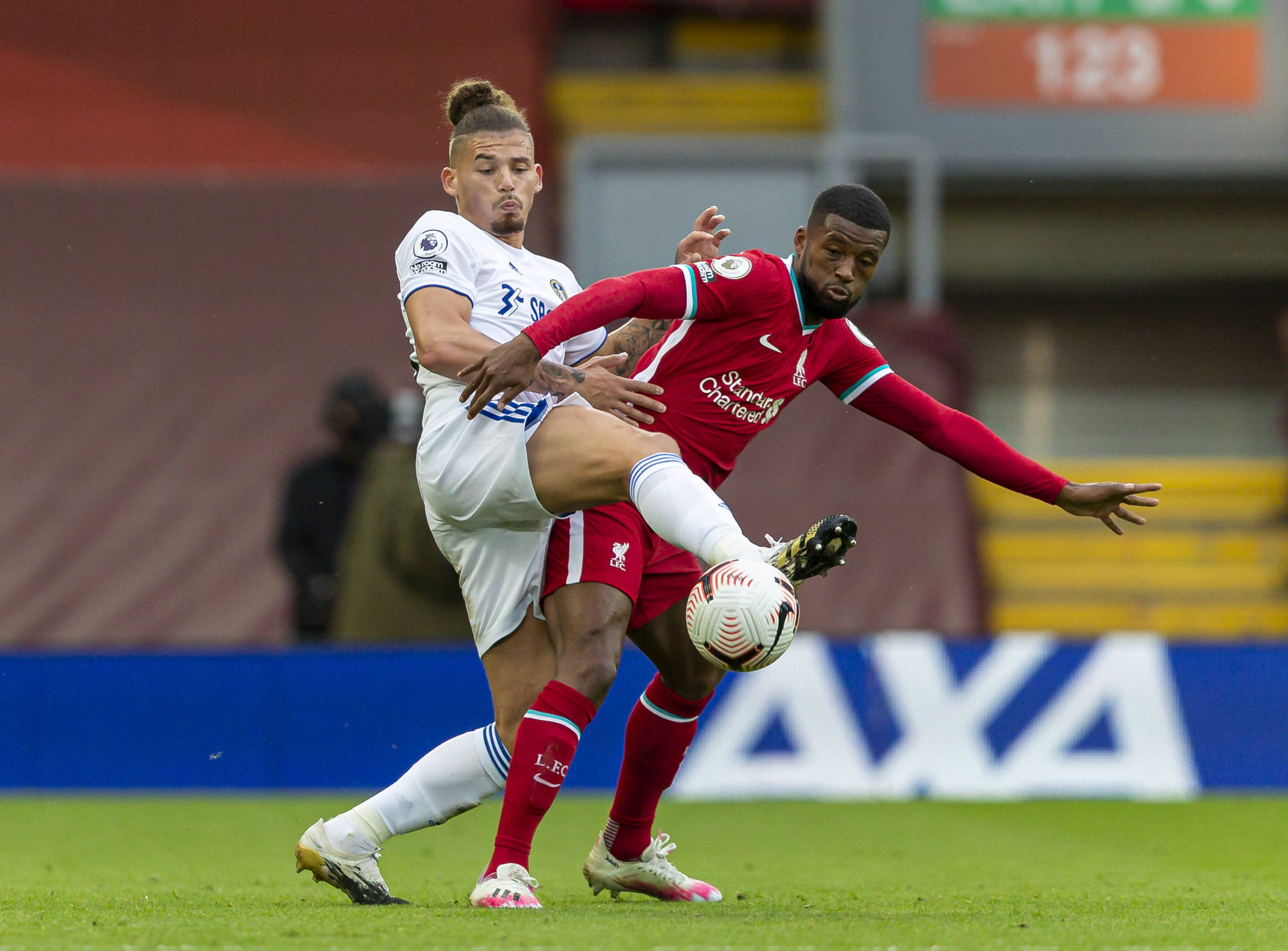 季中面临新 季中面临新